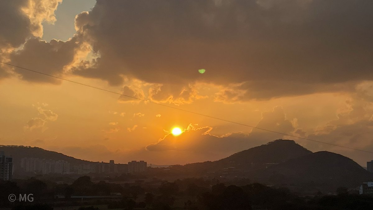 GhodekarMayur's tweet photo. Pune sunset…
#pune #sunset https://t.co/2NhsF3guZ5