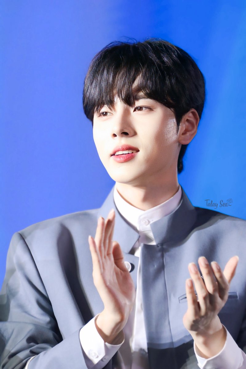 TalaySea_'s tweet photo. จองฮยอนคนน่ารักของมัมหมี ~~

#정현 #이정현 #JUNGHYUN #KOHI
#LEEJEONGHYEON #จองฮยอน
#LiZhengXian #李正贤 
#CHUANGAsiaS2 #ChuangAsiaSeason2 https://t.co/CiU4Ntwusb