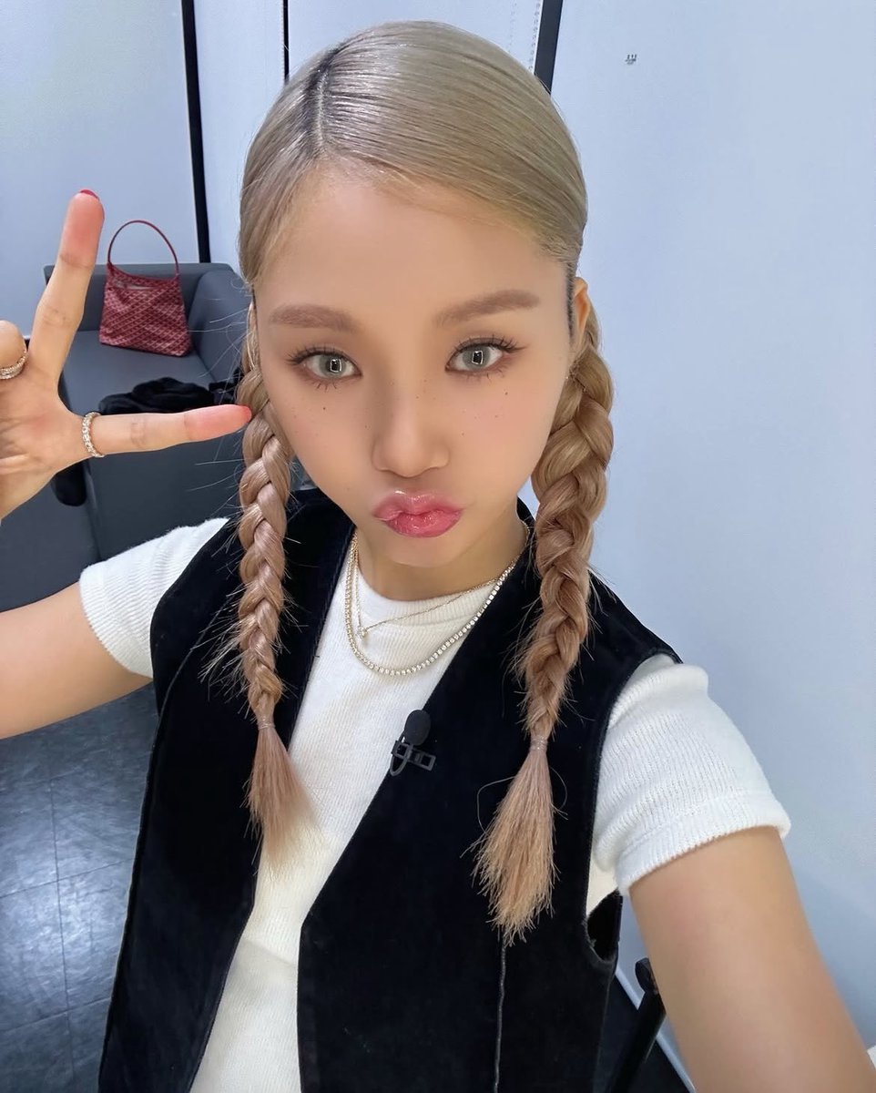 4monthappear's tweet photo. 앙🫶🏻 https://t.co/QWc9T1WTrp