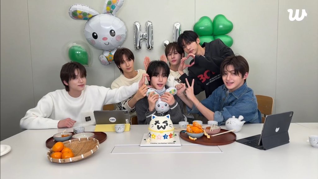 ۶^˶•̀д•́˶^۶🐺🤍 tweet media