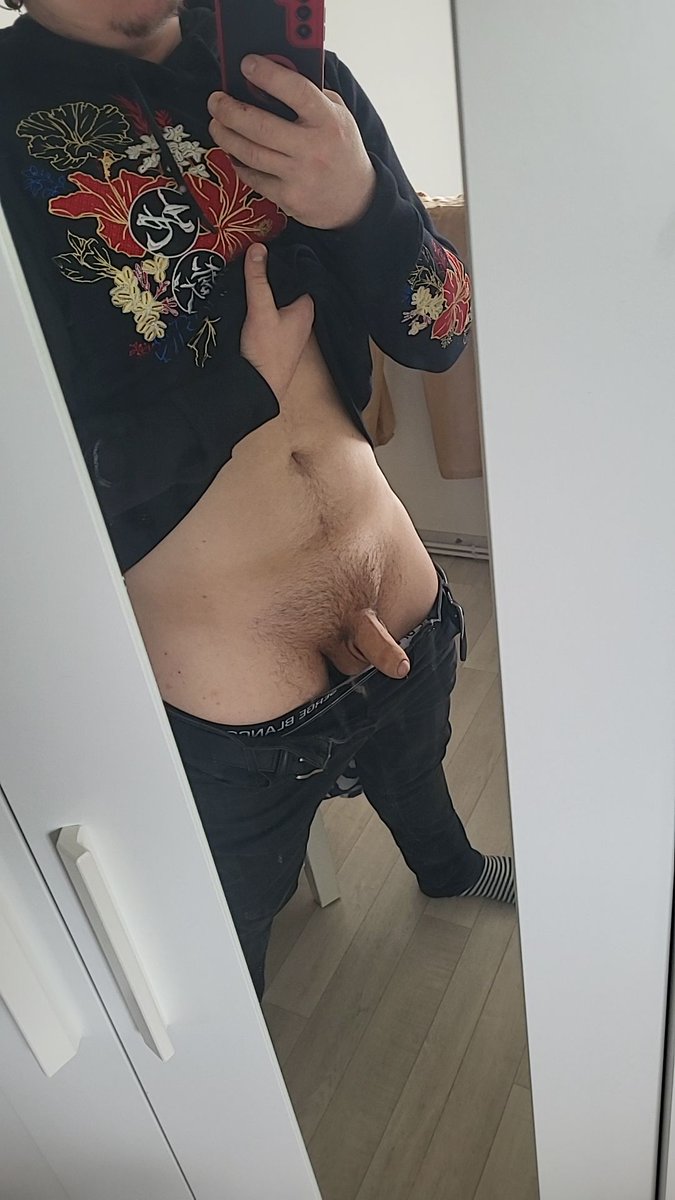 BiBamBang1's tweet photo. Bonne année les coquins ! 
🍆🍑🎉 https://t.co/7dgGmW9c2U