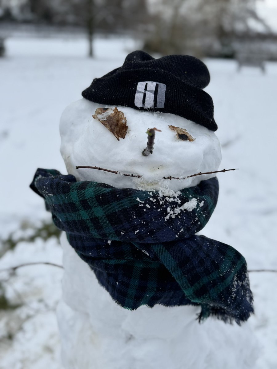 spacemonkeys's tweet photo. Cool as **** Merchandise ⛄️ 

https://t.co/BoVwfbgvMJ https://t.co/MUzFSC9T1X