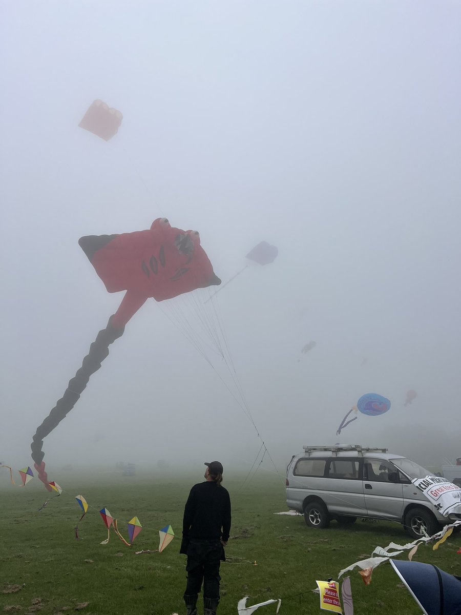 plansKF's tweet photo. Here’s a few kite related pictures from the year behind us to prove I’m not dead https://t.co/0A8UADynDY
