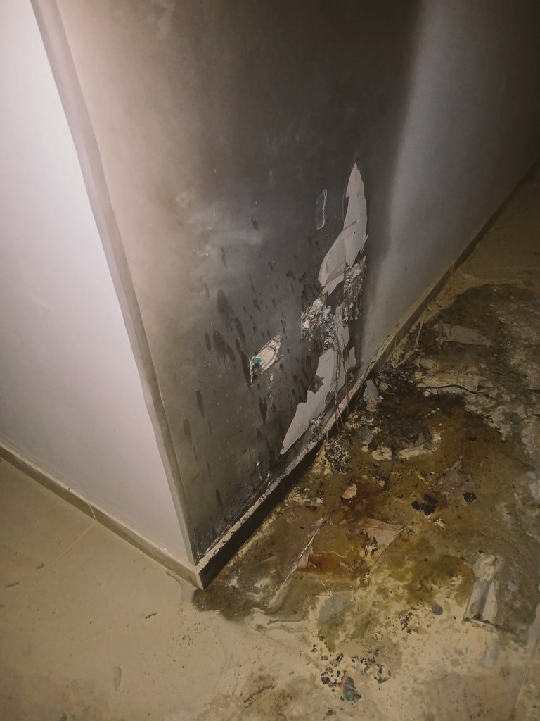 MARYMESTRE's tweet photo. INCENDIO ESTRUCTURAL EN VILLA BOLIVARIANA @ValleduparDe https://t.co/qZQqCr6PX3