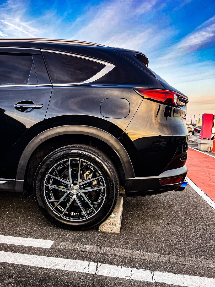 teruman8008's tweet photo. #MAZDA #cx8 #cx8のある生活 #cx8のある風景 #cx8好きな人と繋がりたい #ホイール #変更 #ROWEN #rowen #井上タイヤ https://t.co/ioxvN3Wc5o