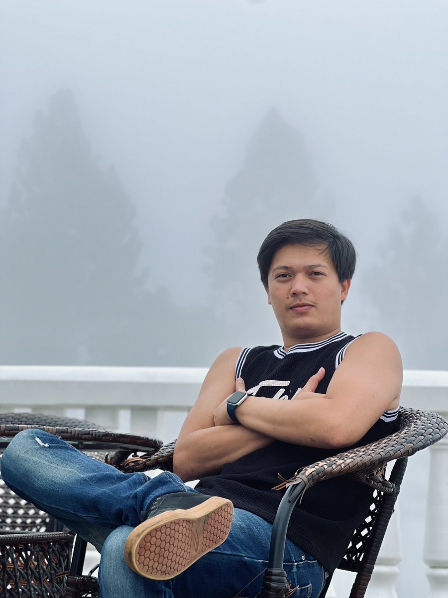 merchuy's tweet photo. Fog is nature's veil, softening the sharp edges of the world and turning every path into a story waiting to unfold. https://t.co/G0GKEquEaS