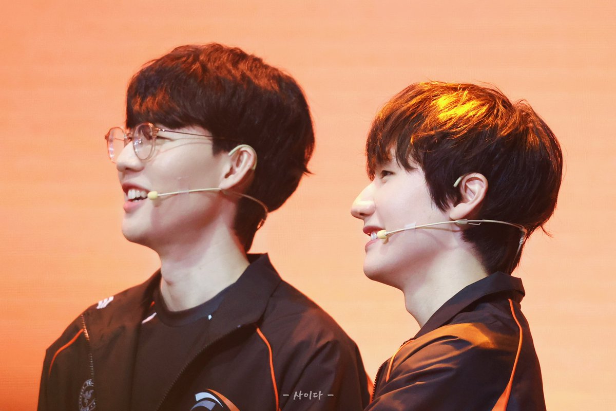 250105 HLE Fanfest

🐍🥜

#Viper #바이퍼 #Peanut #피넛