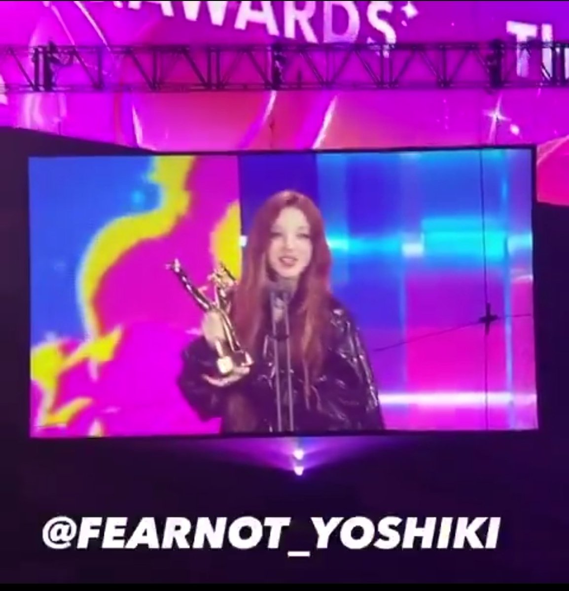 idlecharts's tweet photo. YUQI has won two “Best Solo Artist” in the 2024 year-end awards:

— Best Solo Artist at KGMA
— Best Solo Artist at GDA

Became the first and only 4th generation idol to win this category https://t.co/ab7Df104yH