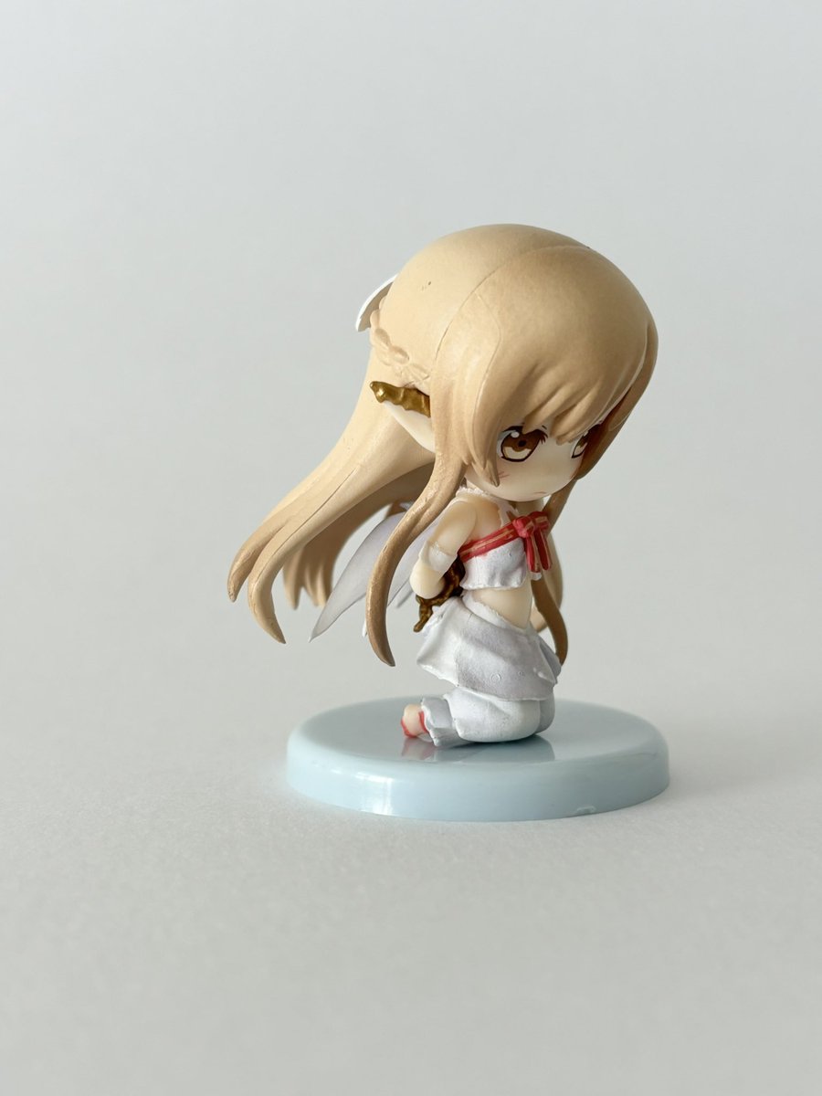 jgvgn2's tweet photo. 囚われのアスナのフィギュアです。
アニメではなかった（多分）鎖で後ろ手拘束されてるの。 https://t.co/CKS8rZfsT8