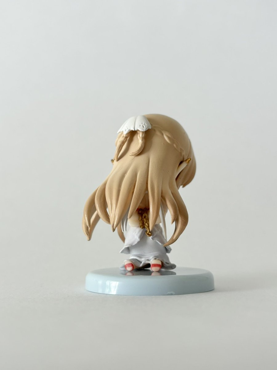 jgvgn2's tweet photo. 囚われのアスナのフィギュアです。
アニメではなかった（多分）鎖で後ろ手拘束されてるの。 https://t.co/CKS8rZfsT8