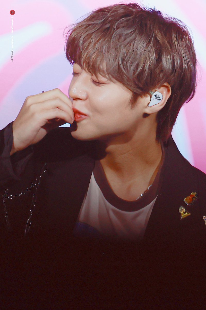 Hoonee_home's tweet photo. 20241220 PARKJIHOON WINTER FANMEETING 'OPENING' in Vietnam

사랑스러움이 맥스😘

#박지훈 #Parkjihoon
#새해복많이받으세요_메이님들사랑합니다_💓 https://t.co/T5OBigBbZW