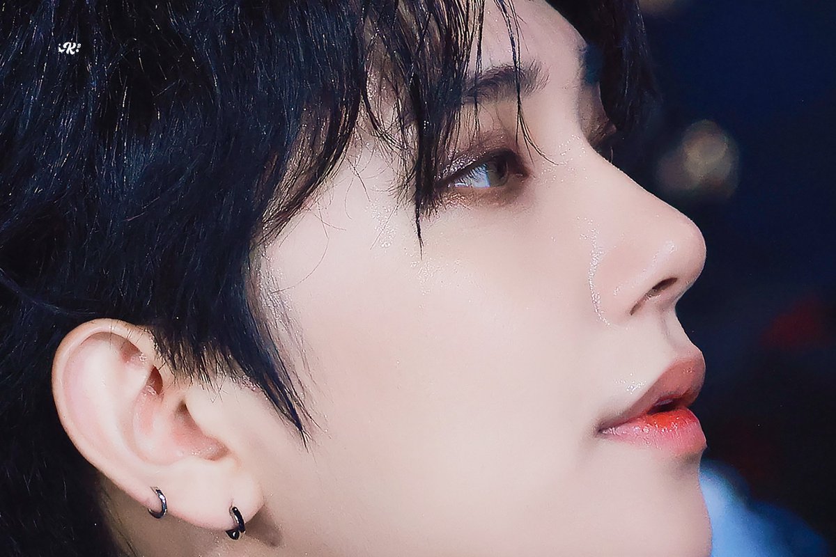 250105 GDA

#조슈아 #홍지수
#ジョシュア #JOSHUA 
#세븐틴 #SEVENTEEN

HD 🔗：weibo.com/6239073465/511…