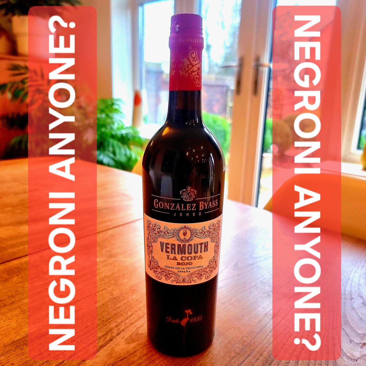 Upping the Negroni game for '25 - plus live music &amp; magic this week, see thesmallspace.co.uk 

The Small Space - Voted Wales' No.1 Nighlife Venue by Trip Advisor 2022, 2023/24

#theatre #magic #comedy #liveentertainment #Barry #cardiff #whatsoncardiff #supportlocal #cocktails