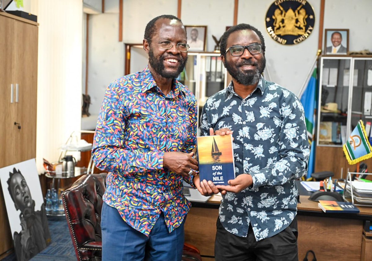imfromchallenge's tweet photo. "🙏🌊 A huge thanks to His Excellency Governor @AnyangNyongo for honoring us with his time!

The Son of the Nile @twarria  had the incredible opportunity to connect with him and share insights about the Son of the Nile Book. 📚✨ 
#SonOfTheNile #LiteratureMeetsLeadership https://t.co/DgTjOKdK9C