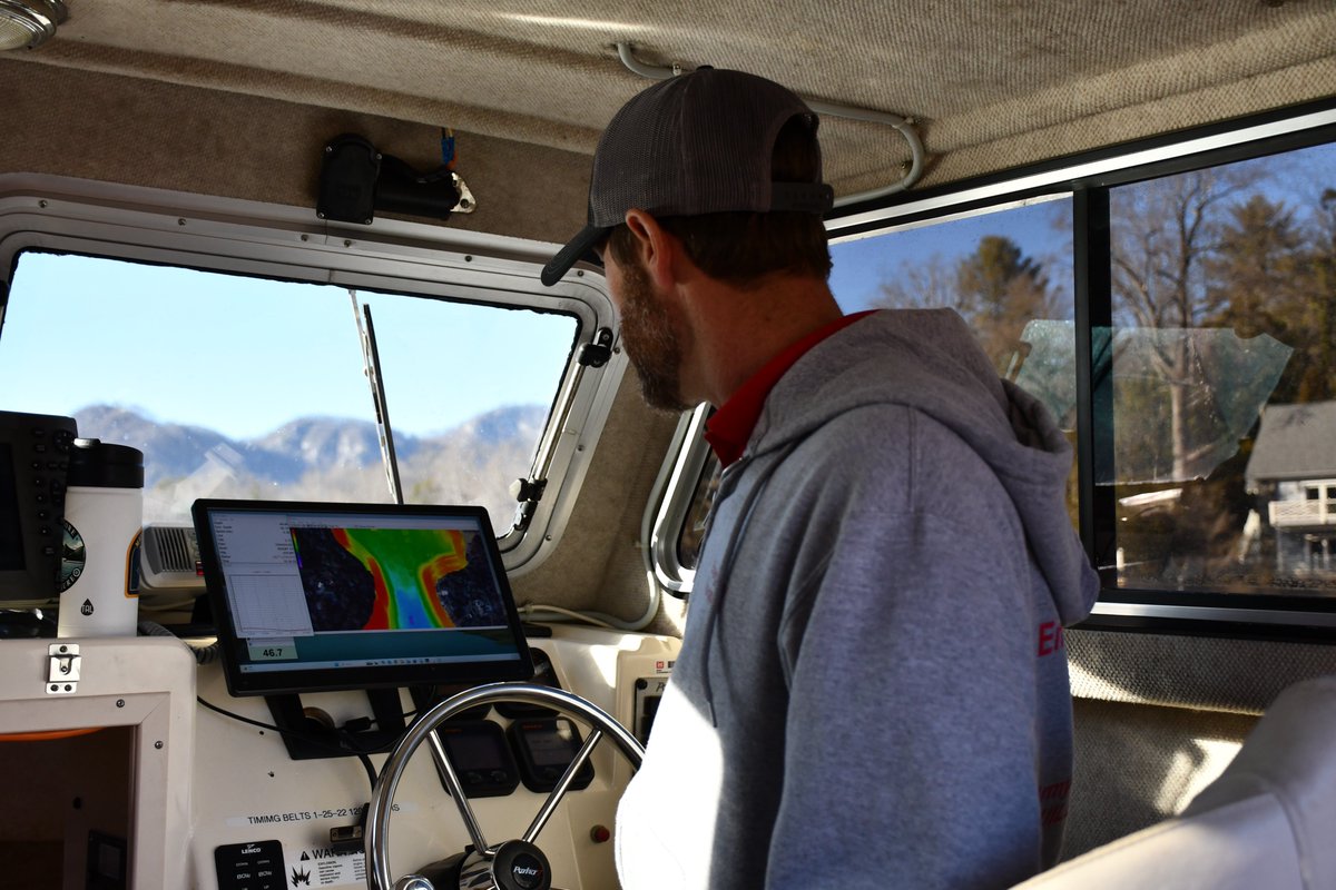 USACEHQ's tweet photo. After a week on the water, @USACEWilmington crew finished surveying #LakeLure Jan 4., creating a 3D map of 720 acres of the lake bottom that will help identify Hurricane #Helene debris, like the image shown in green, which might be a dock or a boat. @fema @AtlantaCorps #USACE https://t.co/RX1sNcdm72