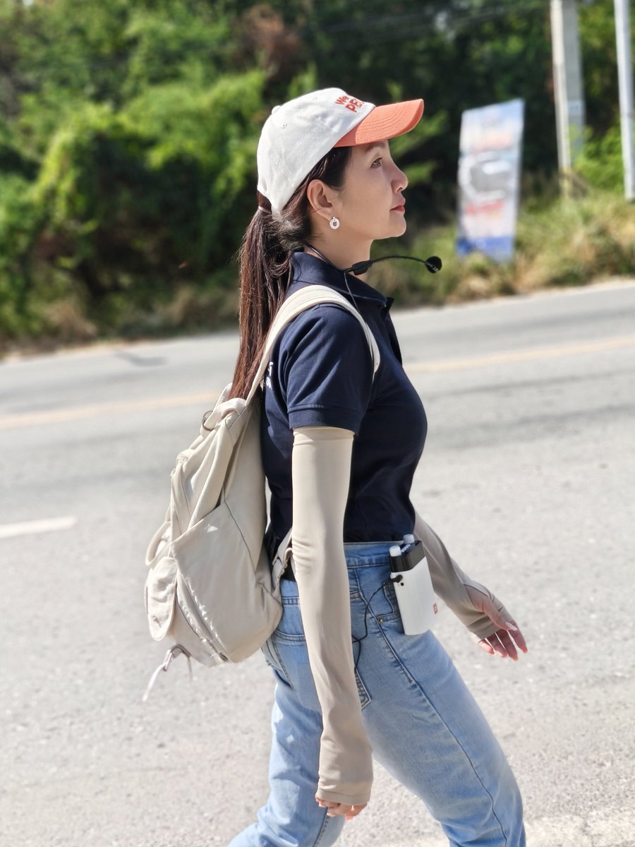 Earnfun1's tweet photo. อยากให้คุณมัม แมสบ้างค้าาา 🧡 สส.เอิร์ธ พรรคประชาชนนะยอง เขต1 สวย เก่ง เดินเก่งมากกก 🧡 https://t.co/0mFTEFKUkd