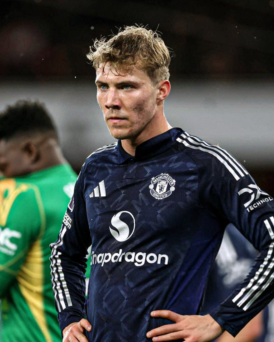 If Mohammed Salah or Rasmus Højlund score today, we will give away a Mystery Football shirt to one lucky follower! 🔴⚪

To enter:
1️⃣ Repost this post
2️⃣ Follow Us

Good Luck! 🤞