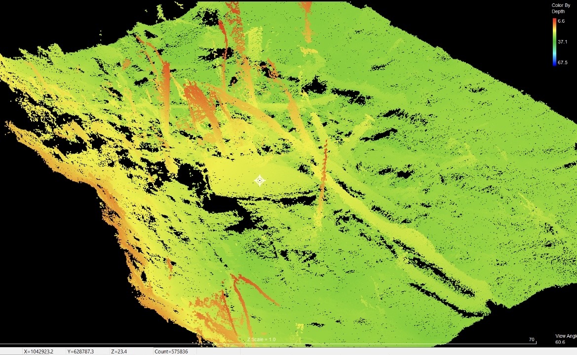 USACEHQ's tweet photo. After a week on the water, @USACEWilmington crew finished surveying #LakeLure Jan 4., creating a 3D map of 720 acres of the lake bottom that will help identify Hurricane #Helene debris, like the image shown in green, which might be a dock or a boat. @fema @AtlantaCorps #USACE https://t.co/RX1sNcdm72