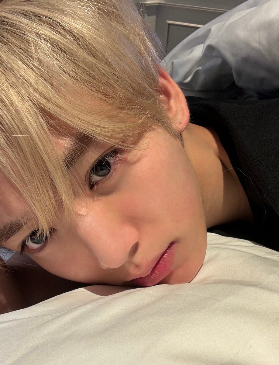 comma_yj's tweet photo. .                                                               18

16

                                                                19 https://t.co/RfALxV7ZW5