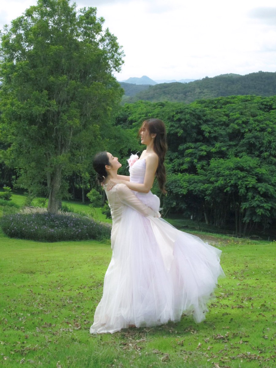 filmracha's tweet photo. เรียนรู้ที่จะเป็นผู้พูด เรียนรู้ที่จะเป็นผู้ฟัง เดินบ้างวิ่งบ้างก็สนุกดีเหมือนกัน ☺️

AioonMay Princesses’ Tale
#PlutoSeriesFinalEP https://t.co/C8GN8vUX8j