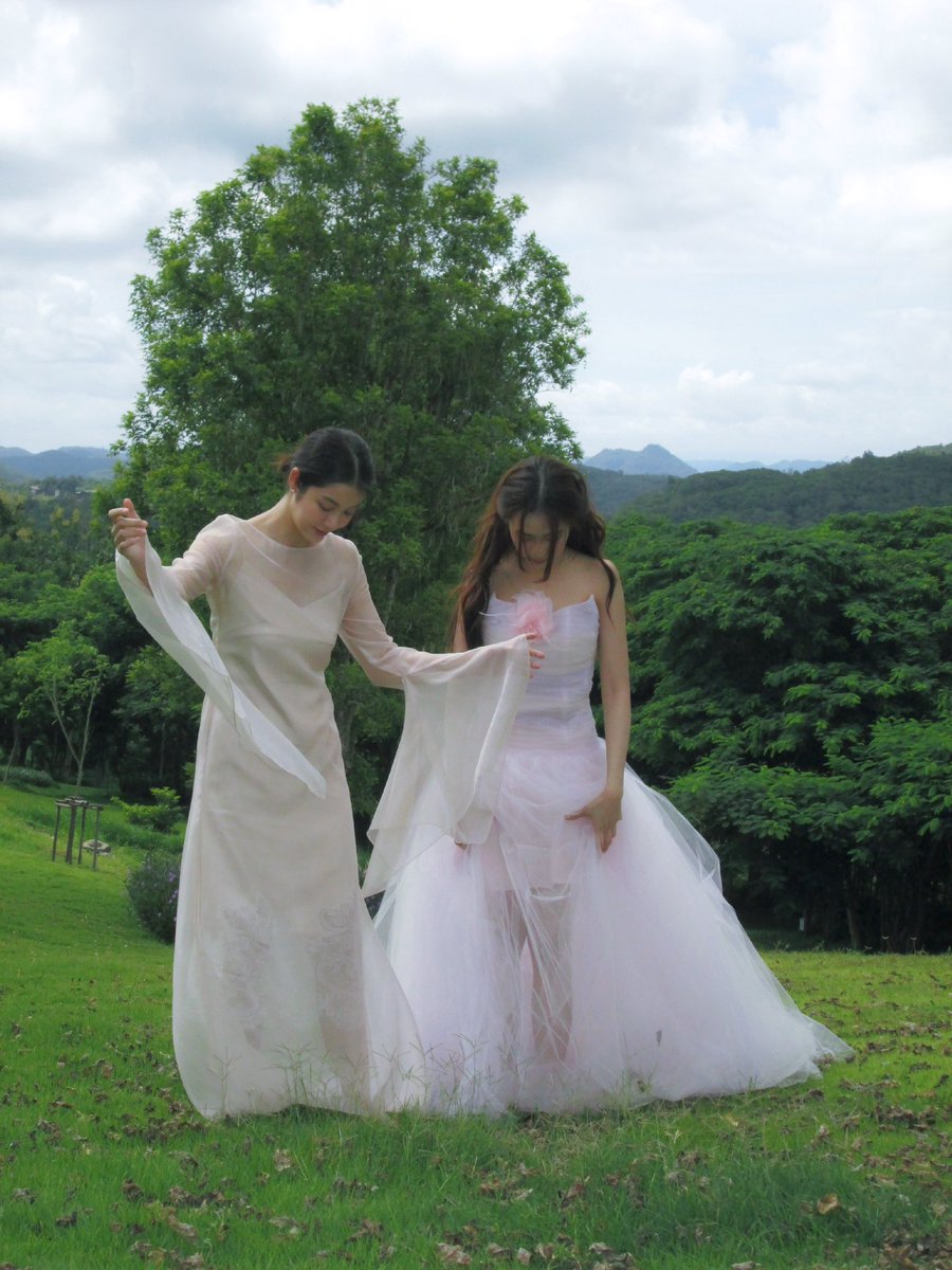 filmracha's tweet photo. เรียนรู้ที่จะเป็นผู้พูด เรียนรู้ที่จะเป็นผู้ฟัง เดินบ้างวิ่งบ้างก็สนุกดีเหมือนกัน ☺️

AioonMay Princesses’ Tale
#PlutoSeriesFinalEP https://t.co/C8GN8vUX8j