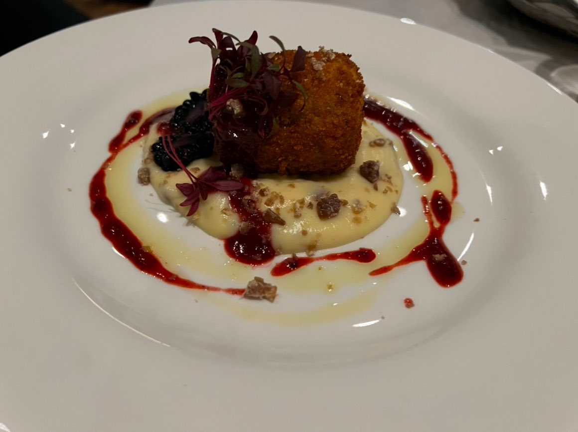 LUCINDA O’SULLIVAN tweet media