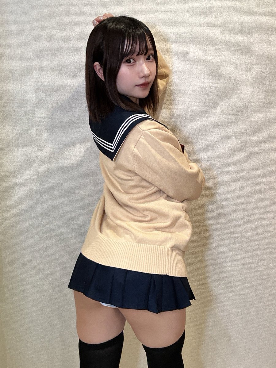 izuchi_nono's tweet photo. どこ見てるの？

 https://t.co/mTs1kTauGt https://t.co/eaz93Qk7YY