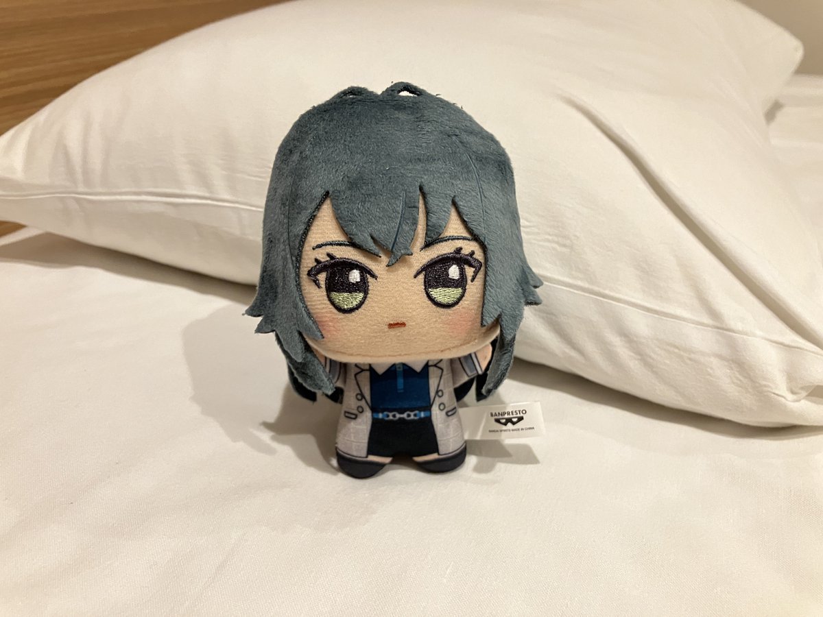 pomeandraw's tweet photo. うちの手毬です
アイマスEXPOでちびぬい手毬の集いをした時に発覚したのですが、顔は整っているけど他の手毬よりもまん丸みたいです
まぁ沢山食べて、帰ったらベビーカーで寝てるから仕方ないね
#うちのてまぬい 
#初星学園ぬいぬい部 https://t.co/NTIUpzcR7Q