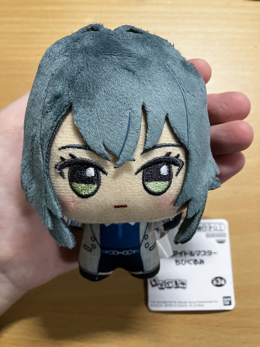 pomeandraw's tweet photo. うちの手毬です
アイマスEXPOでちびぬい手毬の集いをした時に発覚したのですが、顔は整っているけど他の手毬よりもまん丸みたいです
まぁ沢山食べて、帰ったらベビーカーで寝てるから仕方ないね
#うちのてまぬい 
#初星学園ぬいぬい部 https://t.co/NTIUpzcR7Q