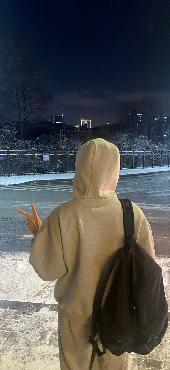 💌 Rie
1179X2556 / 1290x2796