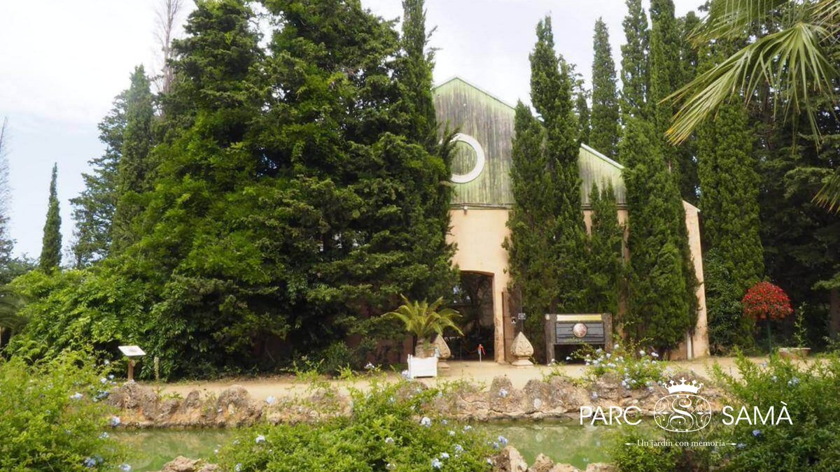 ¿Sabes que en el #ParcSamà tenemos un invernadero? 😃

Al igual que, en la mayoría de los jardines del #Romanticismo, hubo un invernadero, pero fue destruido en la guerra civil.

Con la nueva instalación, pretendemos potenciar el ambiente bucólico del #ParqueHistórico.

#Cambrils