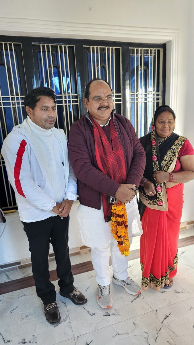 pushkarkalabjp's tweet image. आज नगला नगर पालिका प्रत्याशी श्री सचिन शुक्ला जी के समर्थन में जनसंपर्क किया ।

@BJP4UK @pushkardhami @mahendrabhatbjp @ajaeybjp

#VoteforKamal
#जीतेगी_जनता_खिलेगा_कमल

#BJP #bjputtarakhand