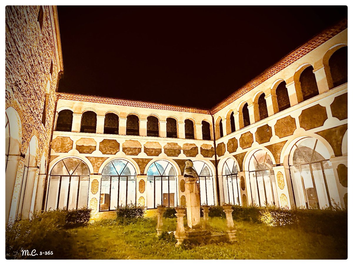 LucanoStupore's tweet photo. #Stupore_Lucano #basilicata #senise #landscape #italy #nature #paesaggio #photography #travel #paesaggiitaliani #landscapephotography #photo #landscapes #foto #picoftheday #sky #fotografia #igersitalia #naturephotography #like #photooftheday
#art #love โฆ@_Basilicata_โฉ https://t.co/b7Jk8MGaJa