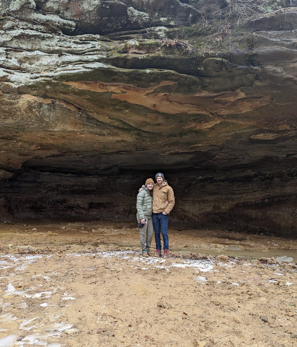 georgenjoroge_'s tweet photo. This is the story of how a hidden cave become the most exclusive Airbnb in the world its redefined luxury. It’s fully booked for all of 2025 and most of 2026, it’s ONLY had only ONE vacant night since opening. How? 

Let me tell you… 🧵 https://t.co/Xr6ahXTYZP