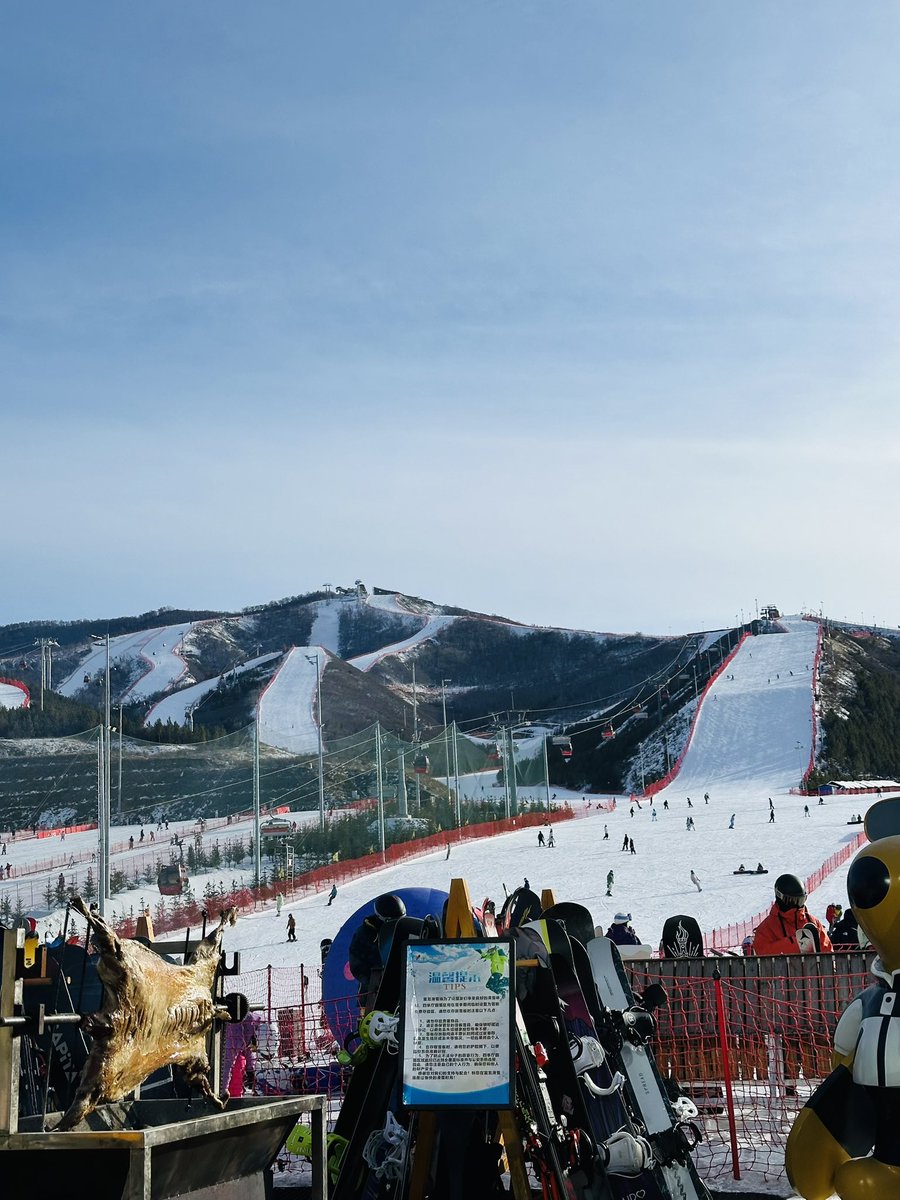 ElanChou tweet media