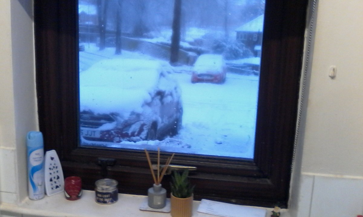 MickeyMcCartney's tweet photo. URR NERRR SNERRRR! #TheSnow https://t.co/y6hONcfWFr