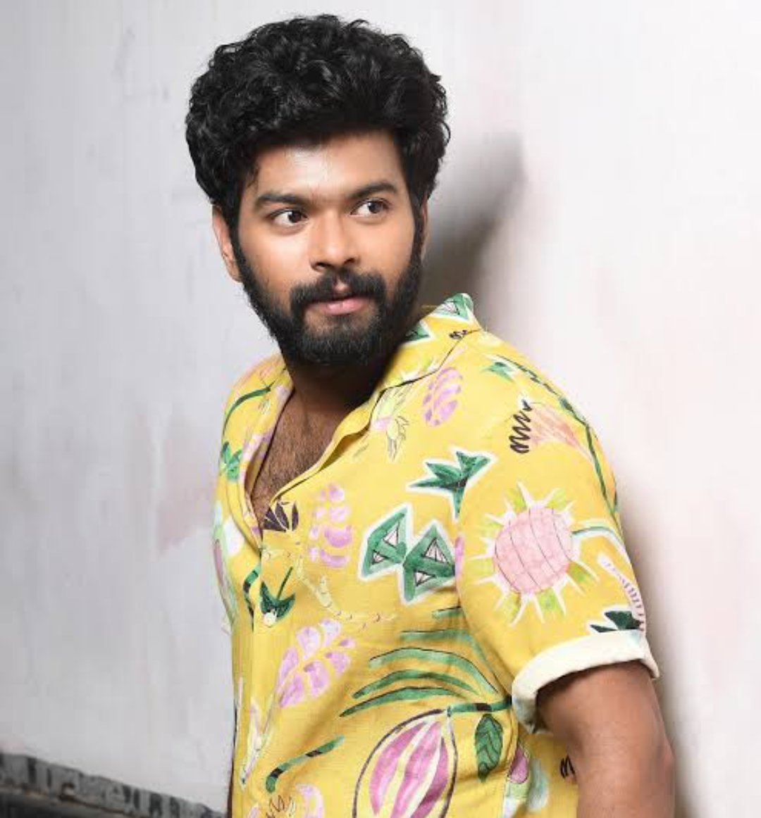 2000rilesrile's tweet photo. "A leader leads with wisdom, not fear. True strength lies in showing vulnerability, not arrogance."

VJ Vishal’s empathetic nature and ability to connect with others reflected his deep emotional intelligence and maturity.
VJVISHAL FOR WIN https://t.co/mouKMDWNas