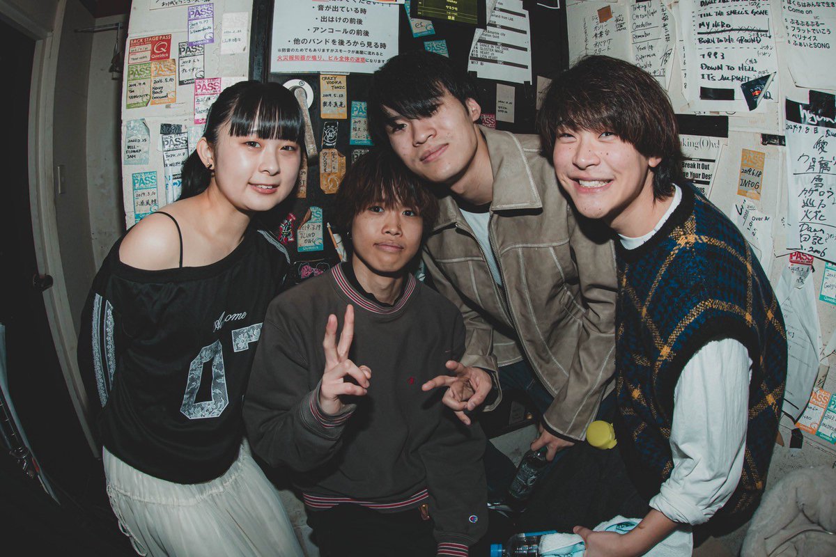 writers_sky's tweet photo. Lazy dayz 心機一転ツアー ’’Local to Rock’’
AKT THE GOAT 『From Now On』release tour
2025.01.04
@Queblick

photo by @mio_photocam 

新年1発目のライブでした！
今年もバンバンLIVEしていきます！ https://t.co/A0yoxnXu2U