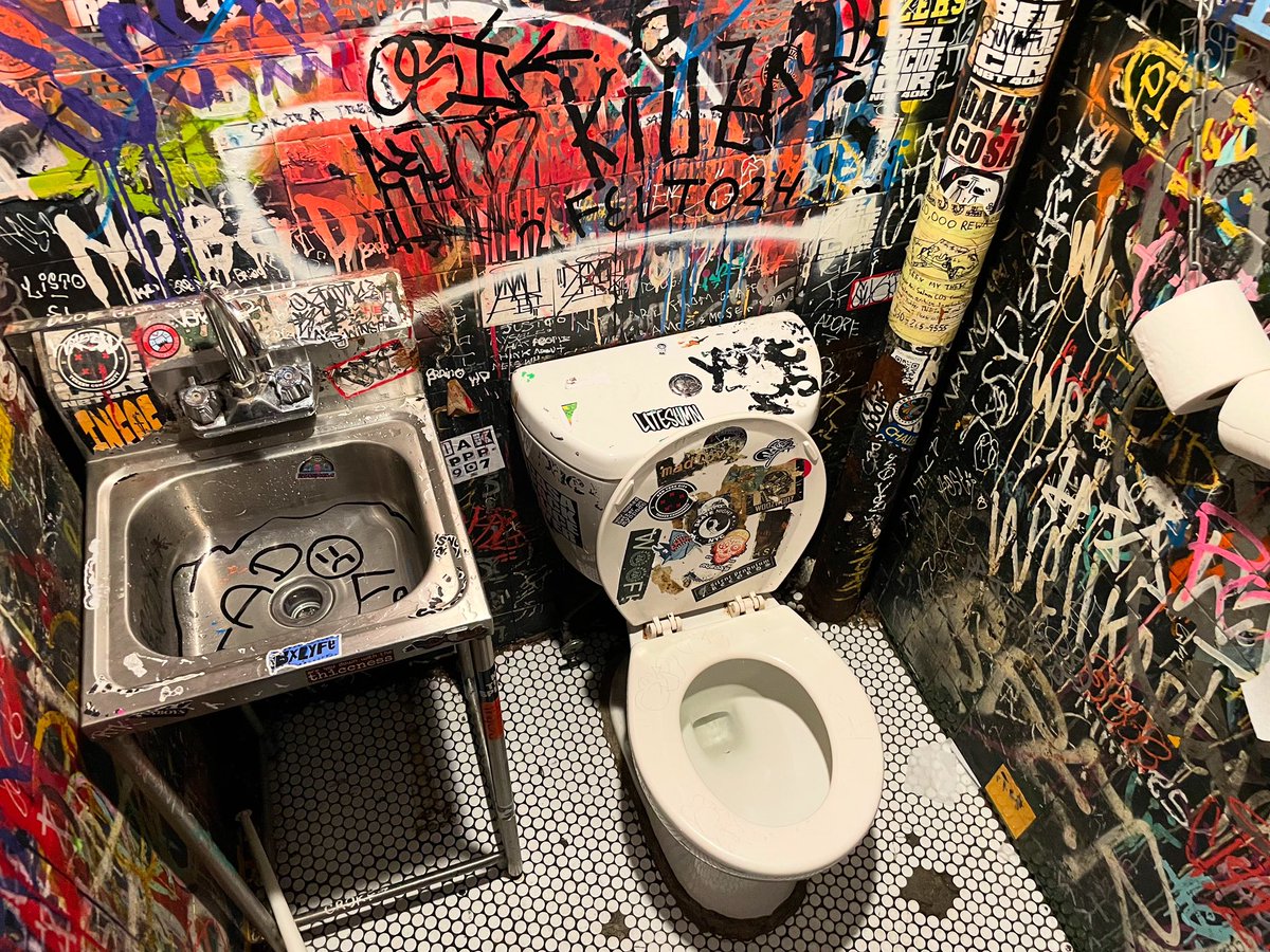toilography's tweet photo. 👌🏻🚽 A colourful can at Clockwork, another lower east side beauty in this morning’s early hours https://t.co/btfy8tKYMd