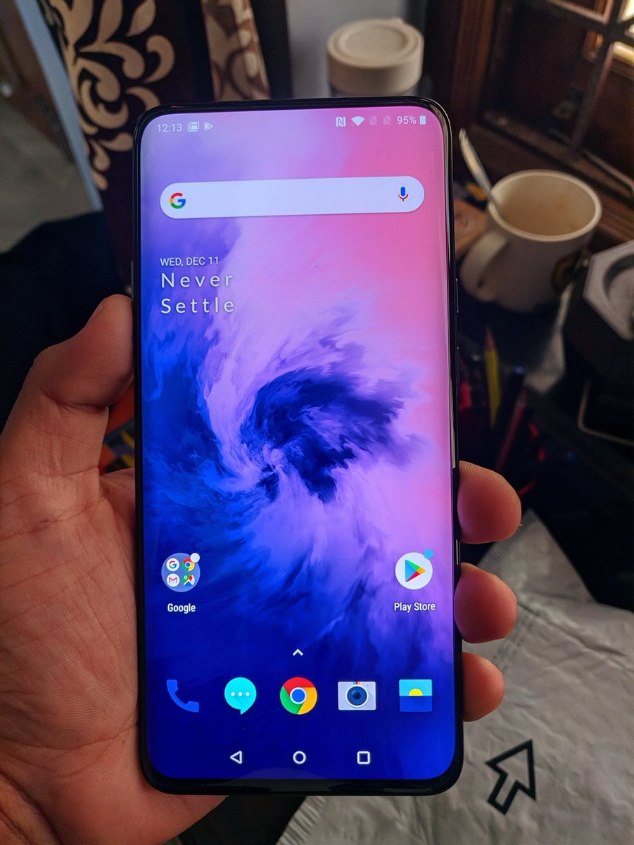 akashmksdesigns's tweet image. Smartphone design peaked here!
#oneplus7pro