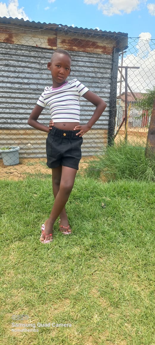 pana_mbasa's tweet photo. @LesediFM @LesediFM 
#DiSmileDiReady.
#BackToSchool2025
Dumelang Ona Ke OLERATO THABANA MBASA Olo Etsa Grade 4.
O Lebelletse Ho Qala Sehlopha Sa Sahae Sa Grade 4 Ka Mafolofolo Ebile Oikemiseditse Ho Sebetsa Ka Thata, Le Ho Bopa Setswalle Se Setjha Hore Ba Sebetse Mmoho Le Metswalle Yahae. https://t.co/QIICJNzrNf
