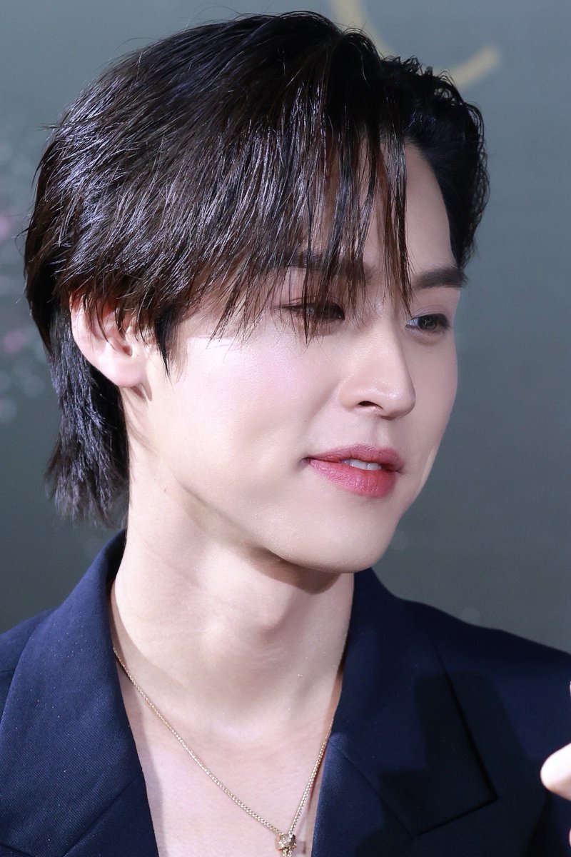 SassyMill's tweet photo. ขอบีบหน่อยได้มั๊ยยยยย🤏🏻
#Bbillkin https://t.co/gmsRla230D