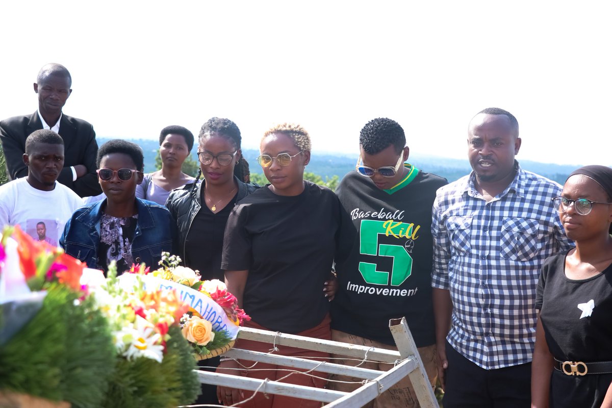 YOMADO12's tweet photo. We extend our heartfelt condolences to his family, our partners, and friends of YOMADO.
We are deeply grateful to all those who supported during his burial ceremony including @PlanRwanda, @REFAC, @RYOF_Rwanda, #RMEO, #YEE's, #RNNG,@RCSPRwanda and JADF officer of @BugeseraDistr https://t.co/8jwM7QbcWv