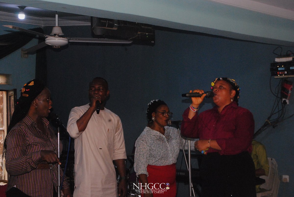 nhgccoshodi's tweet photo. 🎶Emmanuel has done it again
I have come to testify
He has done it again🎶
#ChoirMinistration
#FirstSunday
#monthofdivinedirections
#MonthOfJanuary
#yearofopenheavensandvictoriousannouncements
#nhgcconline https://t.co/lpqKBuXVfz