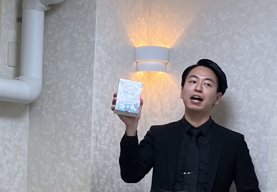 fi_dit's tweet image. 本日2本目
#カコムタク さんのボドゲ2つ🀄
ゲスト #ぎょねこ さんというのも最高！芸人だから出てくる濃い回答が多すぎて爆笑🤣『ピンキリ』『ぼくのフリップじゃありません！』MC倉田さんにも参加して欲しかったぁ！岩永さんを『すきぴ』と呼んでみたい…
#リップグリップ  
youtube.com/@kakomutaku?si…