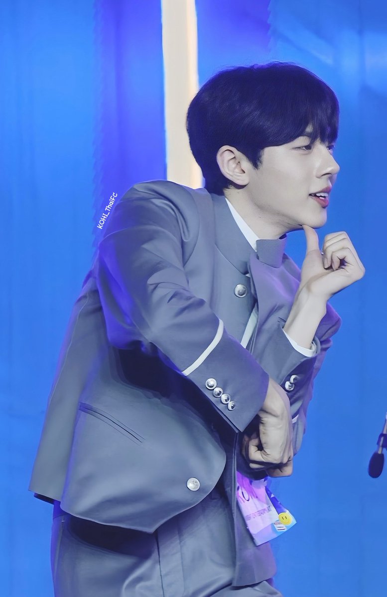 KohiGlobalFc's tweet photo. 20241230 at Iconsiam
Junghyun (KOHI)
photos on stage (9)

cr. @.Jiing81 @.KohiThaiFc
#정현 #이정현 #JUNGHYUN #KOHI
#LEEJEONGHYEON #จองฮยอน 
#LiZhengXian #李正贤
#CHUANGAsiaS2 #ChuangAsiaSeason2 https://t.co/5HJqsRL9oP