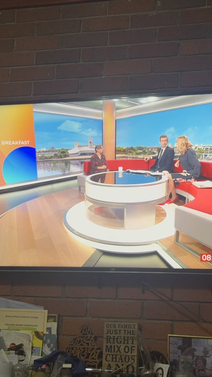 Huma Naqvi (on blue sky too) tweet media