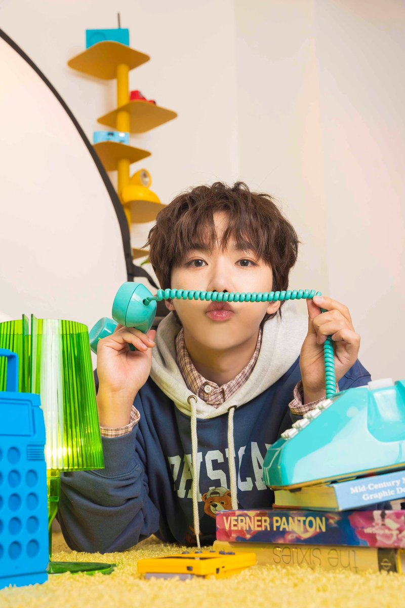 FAVE1_official's tweet photo. 【#RockHyeon】

2月に会いましょう🍀
新曲準備中🐹‼️
곧 만나자 우리🤖🩷

https://t.co/8GZ2djx9cA

#록현
#FAVE1 #페이브원 https://t.co/KvFSX1vFVO
