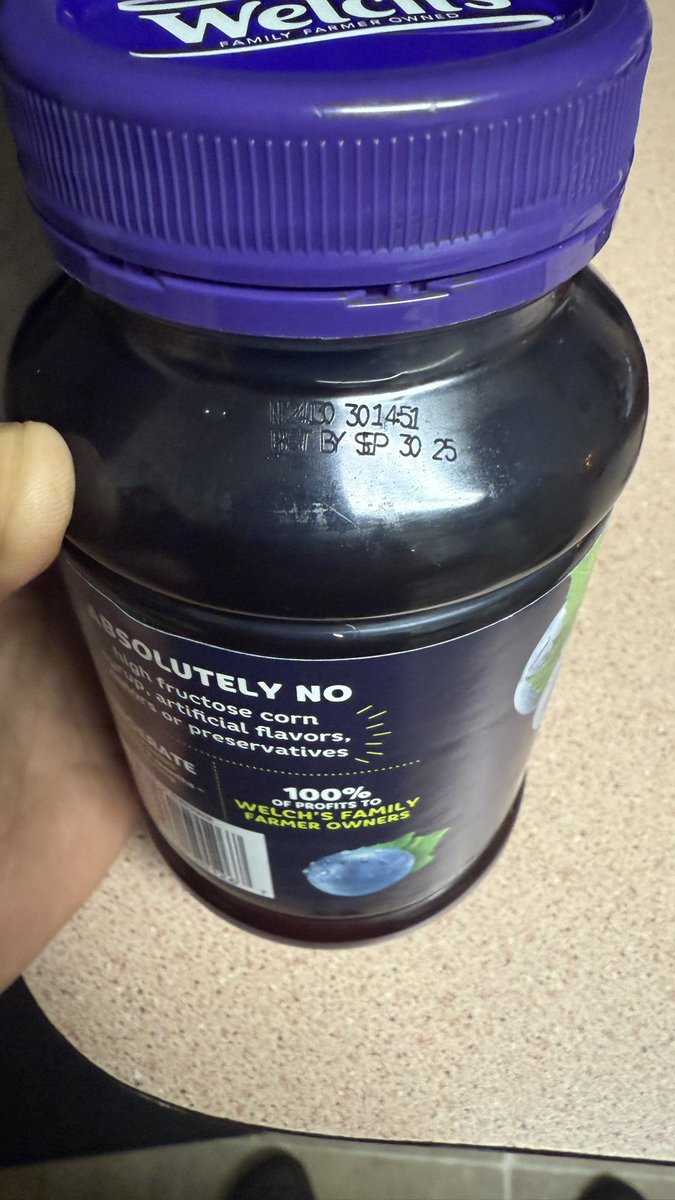 _JHURTZ's tweet photo. @Welchs this was bought at Walmart. The seal was still whole not check out what we found inside. Some kind of moldy growth.. No PB&amp;J for me.. https://t.co/xiYPnFHiAT
