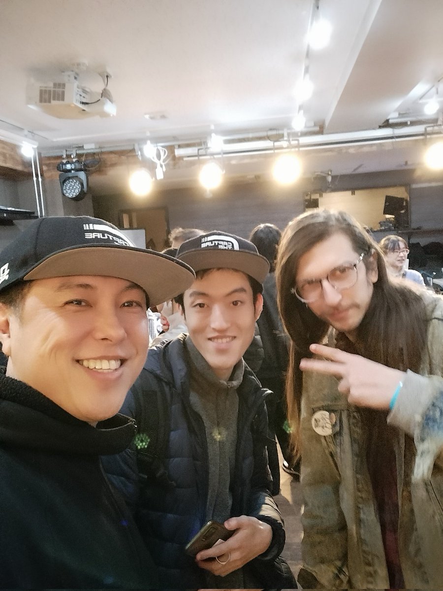 RuiReiChannel's tweet photo. アフターデモパーティーに参加！
実機で盛り上がりました！
#SESSIONS_Party https://t.co/9BUJTswfsa